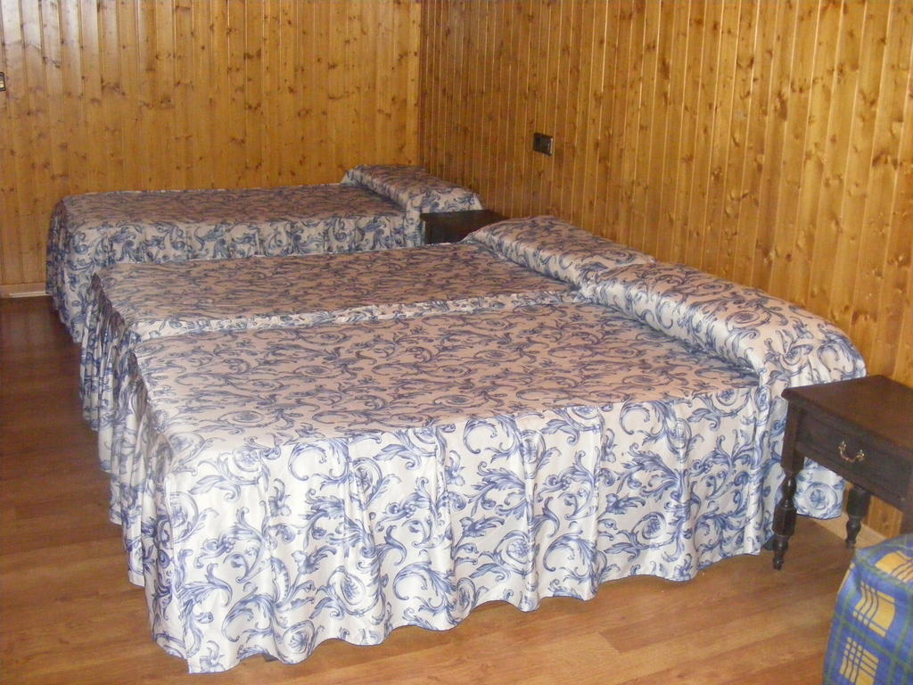 Hotel Europa Les Room photo